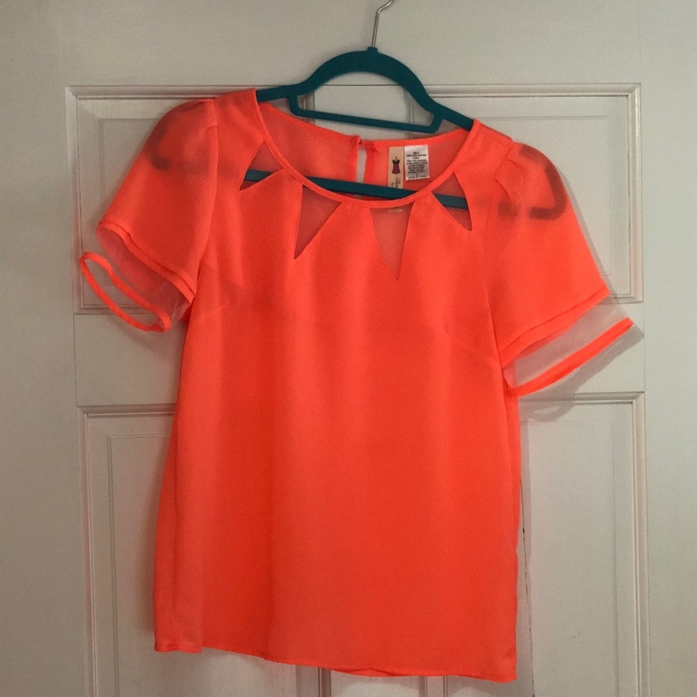 Francesca’s Coral Top